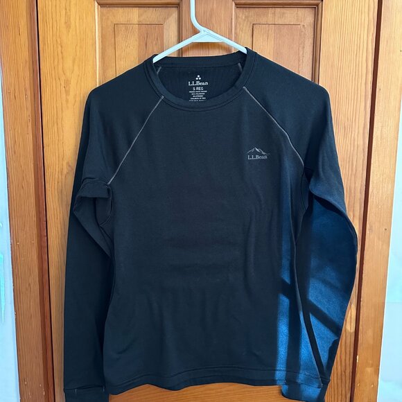 Women's L.L.Bean Midweight Base Layer Crew Top - Small, Black - Picture 3 of 5